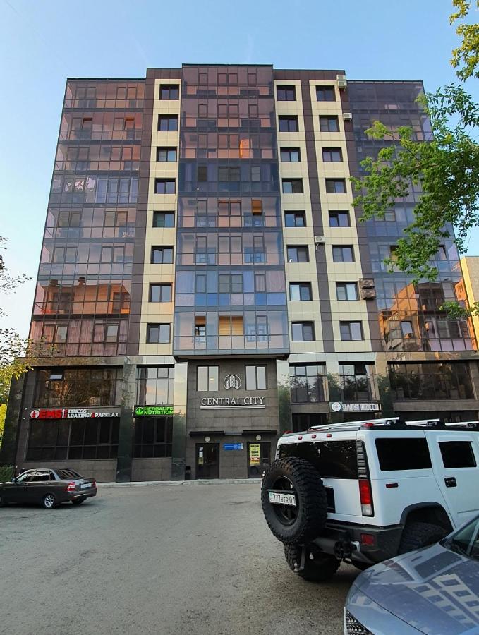 New Apart in the Central city, сауна, джакузи, панорамный вид! Усть-Каменогорск Экстерьер фото