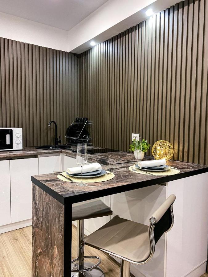 New Apart in the Central city, сауна, джакузи, панорамный вид! Усть-Каменогорск Экстерьер фото